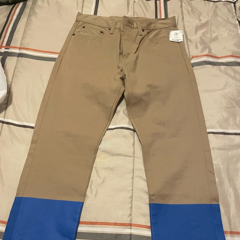 Khaki blue Levi’s pants